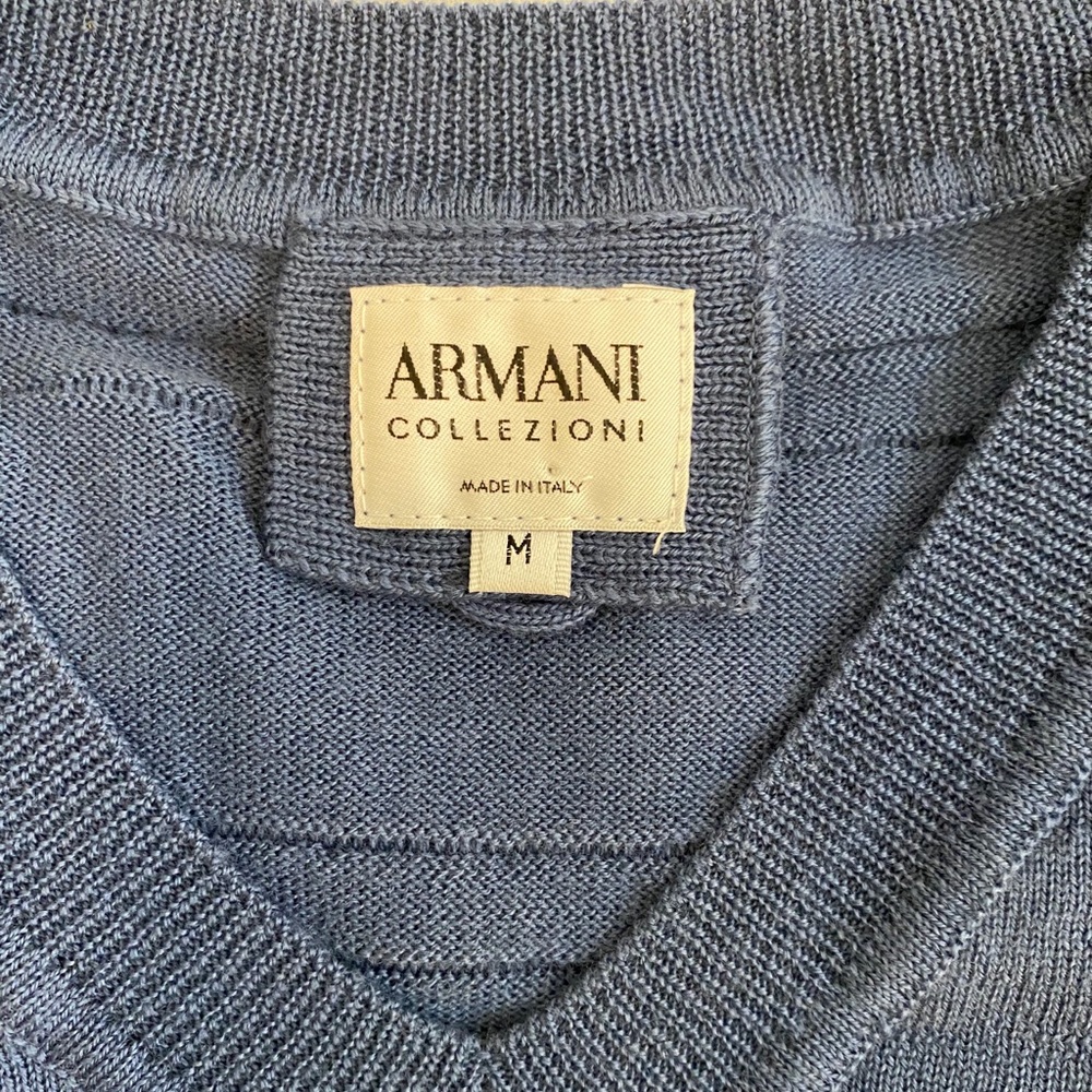 Armani - Picture 2 of 8